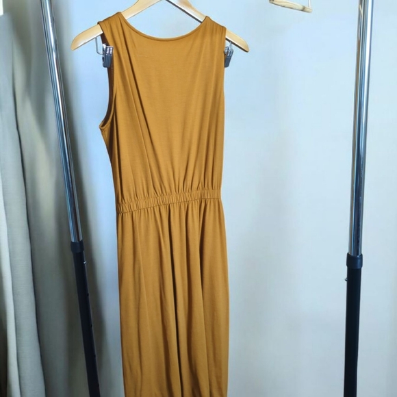 wool& Sofia fit and flare dress - Picture 2 of 4